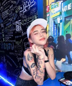 LINE_ALBUM_Yayee_230423_46