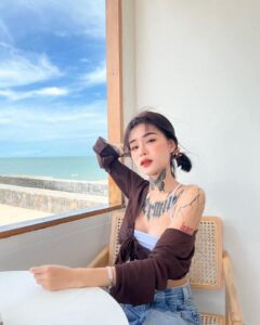 LINE_ALBUM_Yayee_230423_51