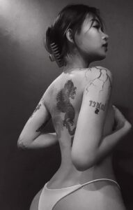 LINE_ALBUM_Yayee_230423_74