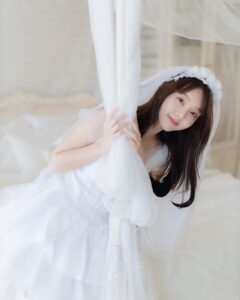 ปิ่นอมยิ้ม สตรีมเมอร์สาวสวย