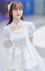 น้องปิ่นอมยิ้ม