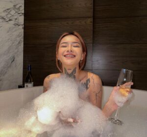 LINE_ALBUM_ยย_230518_25