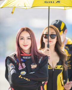 LINE_ALBUM_อูม_230525_26