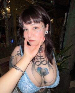 น้องมุกโอนลี่แฟน เน็ตไอดอล