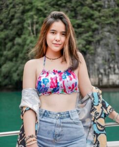 LINE_ALBUM_Mintra_230816_21