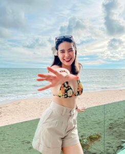 LINE_ALBUM_Mintra_230816_22