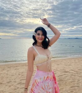 LINE_ALBUM_Mintra_230816_24