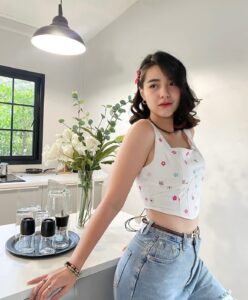 LINE_ALBUM_Mintra_230816_25