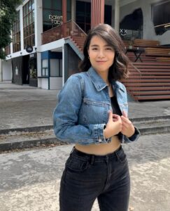 LINE_ALBUM_Mintra_230816_28