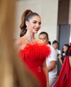 แอนโทเนีย สาวสวย