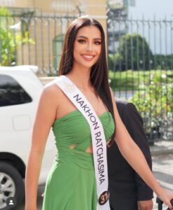 แอนโทเนีย ชุดว่ายน้ำ