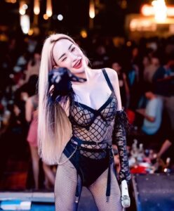 นิวนิว เอวเด้ง แชมป์โคโยตี้