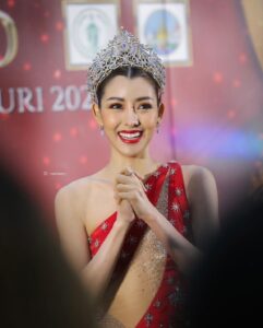 LINE_ALBUM_ยุวเฟิร์น_231025_18