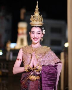 LINE_ALBUM_ยุวเฟิร์น_231025_23