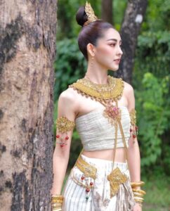 LINE_ALBUM_ยุวเฟิร์น_231025_25